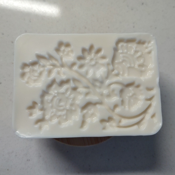 Hand Poured Organic Shea Butter Soap Bars - Picture 6 of 9